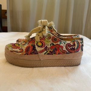 Artesanal shoes. Size 7 1/2